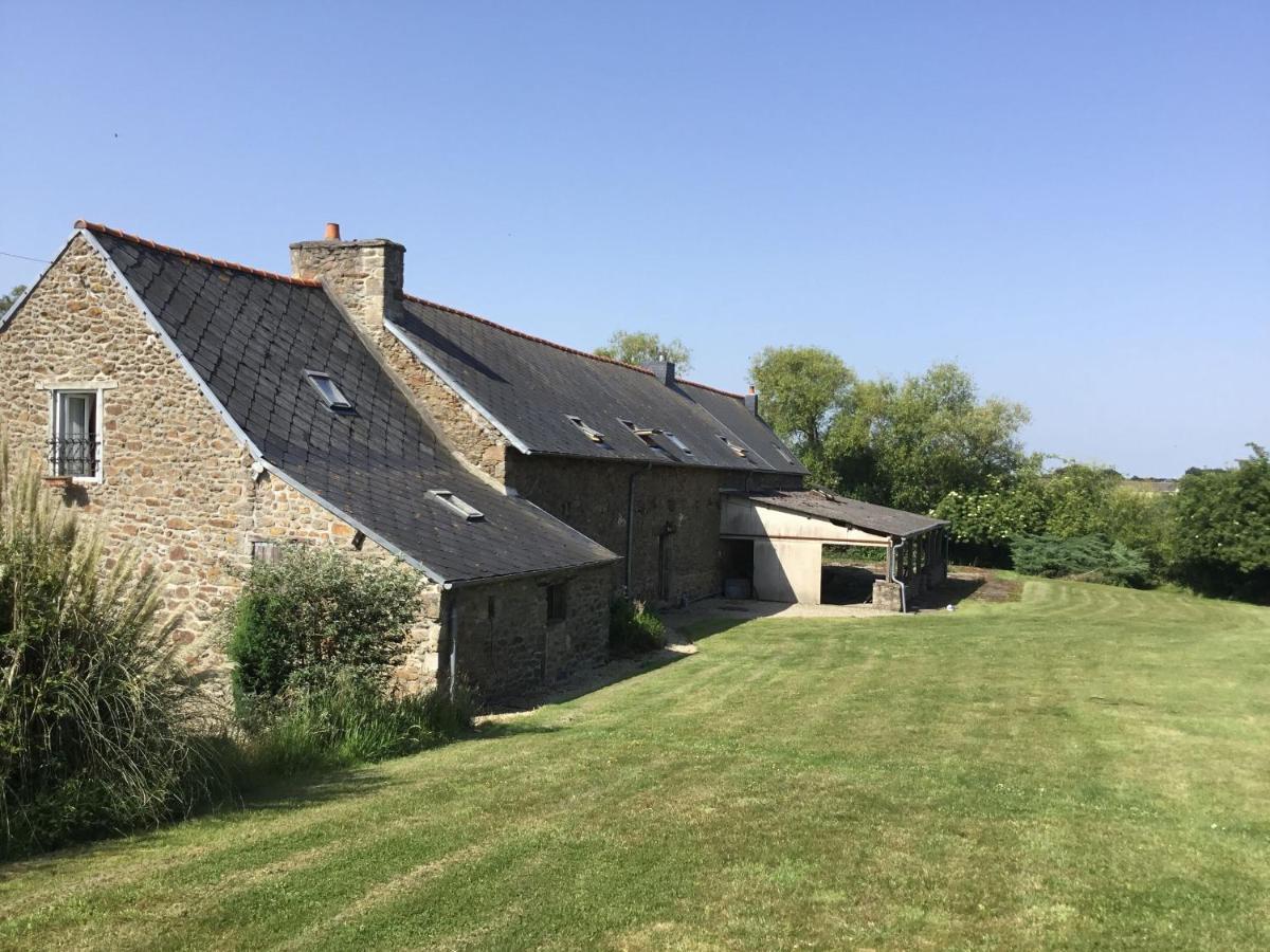 Gites Les Villes Briend Pluduno Exterior photo